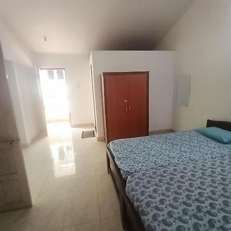 Sera'S Guest House Бага Экстерьер фото